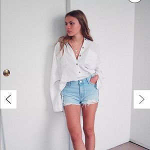 *New* BDG Urban Outfitters girlfriend high waisted denim short light blue Sz 28